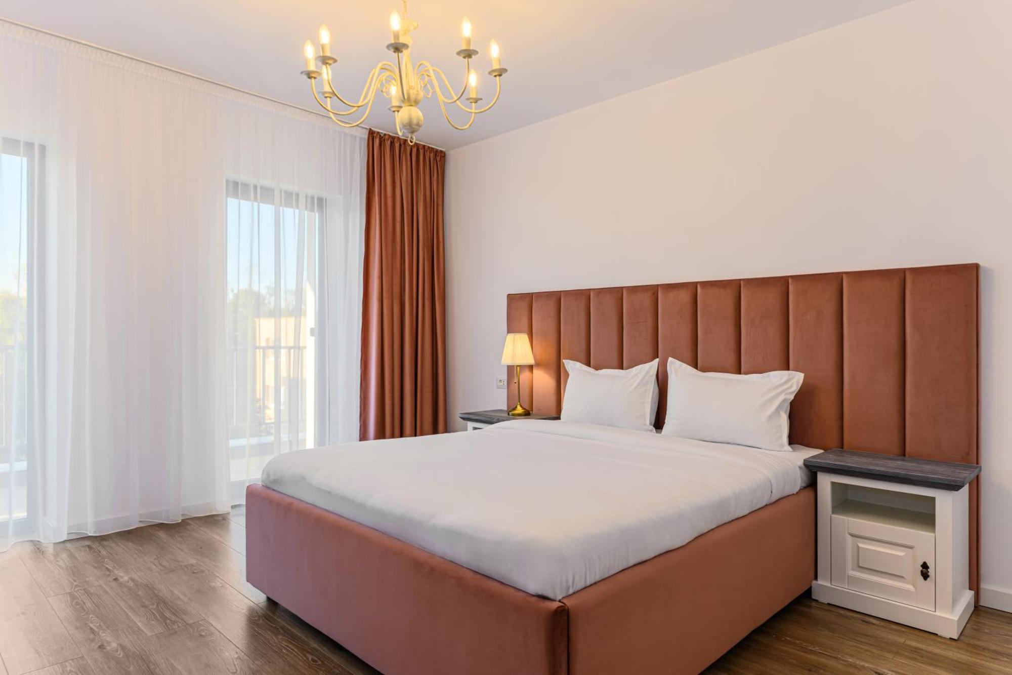 Koa - Aparthotel Braşov Esterno foto