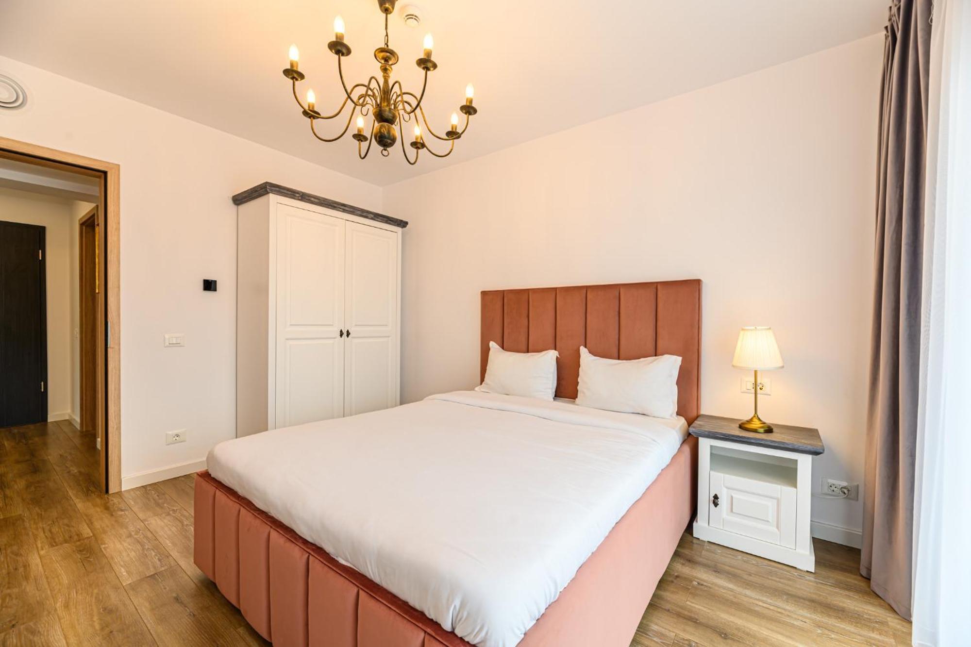 Koa - Aparthotel Braşov Esterno foto
